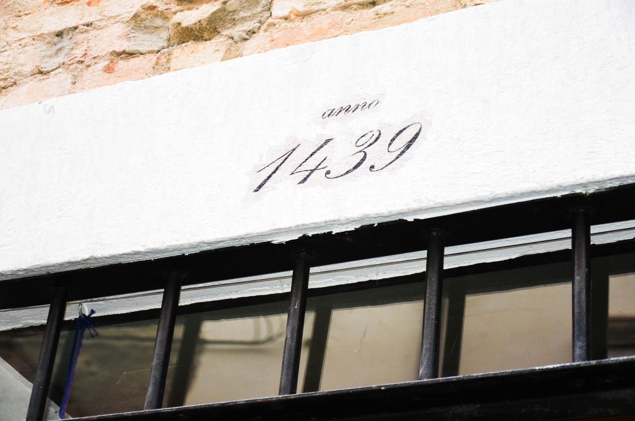 Prigioni House Bed & Breakfast Peschiera del Garda Exterior photo