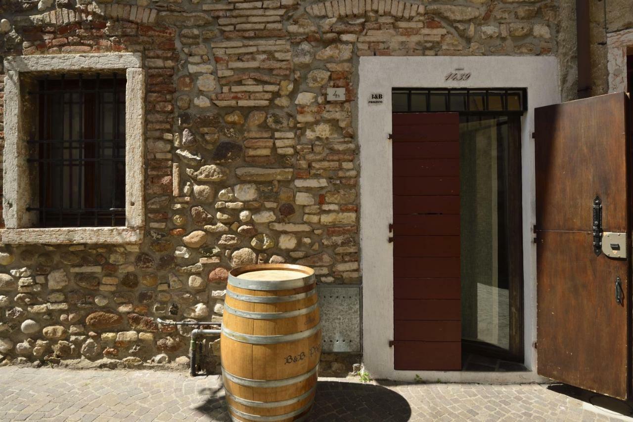 Prigioni House Bed & Breakfast Peschiera del Garda Exterior photo
