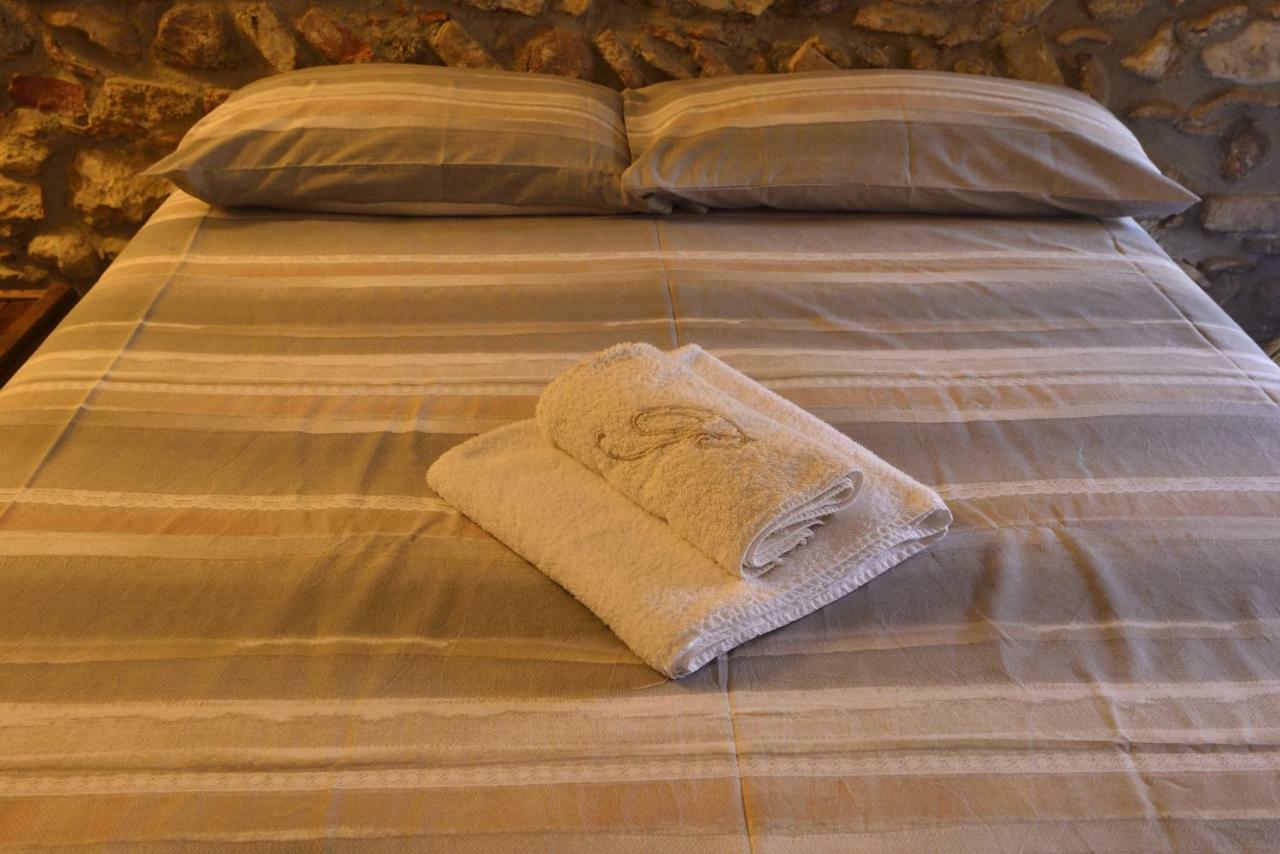 Prigioni House Bed & Breakfast Peschiera del Garda Exterior photo